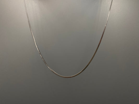 Dahlia Flat Snake Chain Silver Necklace. Sleek and sophisticated accessory. High-quality stainless steel, anti-tarnish, waterproof. Flat snake chain, 2mm width. Adjustable length: 40cm + 5cm extender. Modern and trendy design, perfect for layering or solo wear.