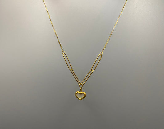 Helena Heart Necklace Gold. Versatile and elegant with a white shell heart pendant. High-quality stainless steel, 18k gold plated. Measures 43 cm + 5 cm adjustment. Waterproof, tarnish-free, environmentally friendly.