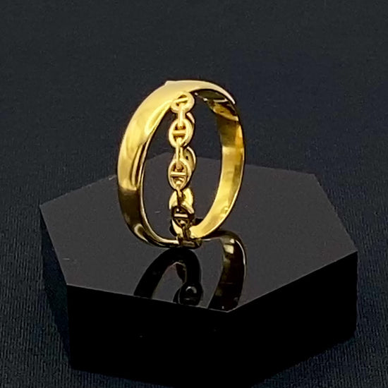 Francesca Ring Gold: A stunning piece of jewellery that combines elegance with modern design. Crafted from high-quality stainless steel and plated with gold, it features a double-layer ‘D’ shape and an adjustable band. This ring is nickel-free and lead-free, ensuring safety for sensitive skin. The channel setting adds a touch of sophistication. Perfect for gifts, anniversaries, parties, and more, the adjustable band ensures a perfect fit for any finger size, making it a versatile addition to any jewellery c